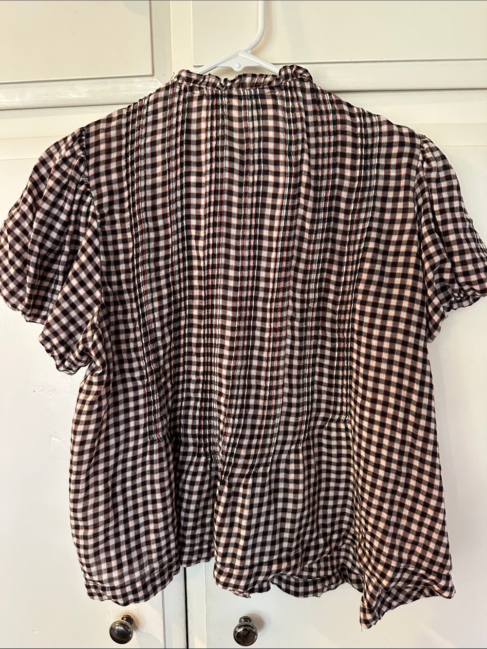 Doen Black & Pink Gingham Ruffled Collar Button-Up Top - Picture 6 of 6